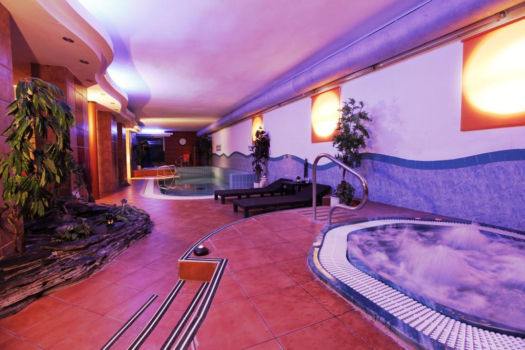 Wellness Hotel Stare Mesto Uherské Hradiště Екстериор снимка